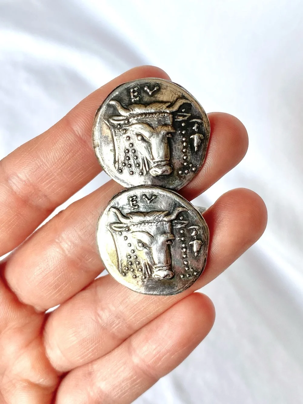Silver Cuff Links - Coin design with bull, marked 950 Vintage - Rare